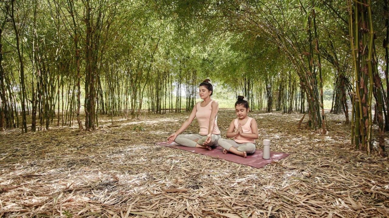 Life At Repose- Lake Villas Resort & Club Chor Warodra Экстерьер фото